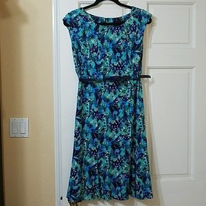 Cute Blue and Green Pattern Dress 10P